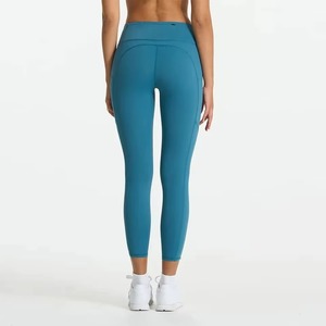 Leggings de color sólido personalizados OEM, de venta caliente, para mujer, para fitness y yoga, de cintura alta, de alta calidad, de spandex y nailon. - Product Image 4
