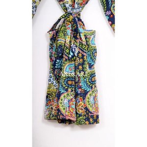 Peignoir 100% Coton Indien Patchwork Fait Main Style Kantha Kimono Tenue de Nuit Taille Unique Motif Floral d'Été Col en V - Product Image 5