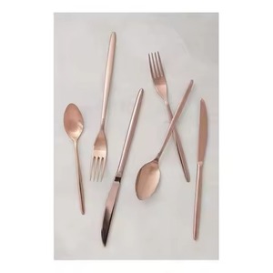Ensemble de couverts élégants en acier inoxydable pour les mariages, les fêtes et la présentation des plats en restaurant - Product Image 1