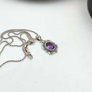 Pendentif en argent sterling avec améthyste, style vintage, filigrane bohème, bijou en pierre précieuse violette, élégant cadeau fait main - Product Image 3