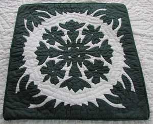 Beautiful <b>Indian</b> Handmade Designer Round Shaped 100% Cotton Hawaiian <b>Quilts</b> For Home, Hotel Bedding Decoration <b>Quilts</b> - Product Image 3