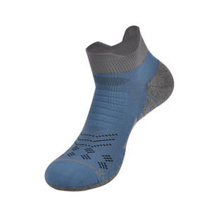 Chaussettes de sport personnalisées en coton épais avec logo pour femmes et hommes – Vente en gros, haute qualité - Product Image 2