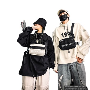 Chaleco cruzado grande personalizado para hombre y mujer, bolsa de pecho para deportes al aire libre, a la moda, Unisex, venta al por mayor - Product Image 3