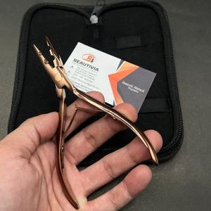 Pince à extensions capillaires plasma professionnelle personnalisable à 2 trous, or rose, en acier inoxydable de qualité chirurgicale, écologique - Product Image 4