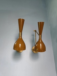 โคมไฟติดผนังทองเหลืองอิตาลีสไตล์กลางศตวรรษปี 1950 สีน้ำตาล รุ่น Diabolo Lamp Gulbahar (คู่) - Product Image 4