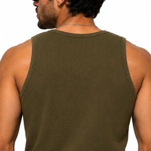 Camiseta sin mangas acanalada personalizada para hombre, tela suave, ajuste cómodo, diseño sin mangas, camiseta de gimnasio, ropa deportiva de primera calidad para hombre - Product Image 6