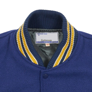 Veste universitaire de luxe OEM, broderie personnalisée du logo, laine Melton premium, manches en cuir, veste d'hiver pour homme - Product Image 4