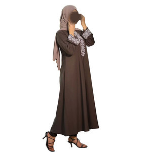 High Quality Elegant Women <b>Abaya</b> Soft Fabric Breathable Lightweight Design Floor Length Long Sleeves for Daily Occasion Wear - Product Image 1