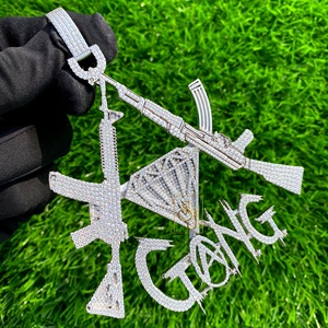 Pendentif personnalisé en forme d'épée, entièrement serti de moissanite, plaqué or blanc, en argent 925, style hip-hop pour homme, idéal pour les soirées - Product Image 1