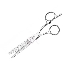 กรรไกรตัดผมสแตนเลส |   อุปกรณ์ตัดผมสำหรับช่างตัดผมมือขวาแบบ OEM ผลิตตามสั่ง 32 ฟัน คม ขัดเงา พร้อมที่พักนิ้วแบบตายตัว - Product Image 6