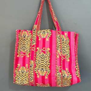 Sacs fourre-tout en velours indien à imprimé floral, sacs de shopping faits à la main pour femmes, sacs de voyage matelassés - Product Image 1