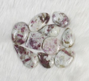 Piedras Preciosas Sueltas de Cuarzo, Turmalina y Rubí Natural de Alta Calidad, en Diversas Formas y con Reverso Plano, de 1-2 Pulgadas, Venta al Por Mayor para Fabricantes - Product Image 3