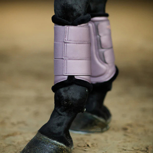 Bottes d'équitation amortissantes pour la protection des tendons et des articulations, parfaites pour l'entraînement et le saut d'obstacles, personnalisées au Pakistan - Product Image 4