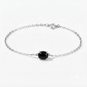 Bracelet à maillons en argent sterling plaqué rhodium Rhaya Jewels, avec onyx noir cabochon géométrique classique et tendance, serti de griffes - Product Image 2
