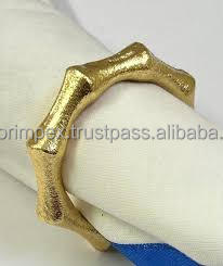 Rond de serviette design moderne en or rose, porte-rond de serviette de fête de mariage, décoration de table, prise de serviette de designer en métal faite à la main - Product Image 2