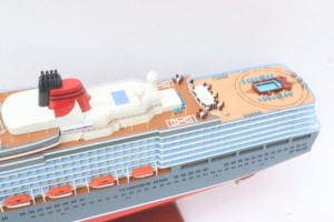 MS QUEEN ELIZABETH 2010 |   Coque grise |   Modèle de bateau de croisière britannique de luxe en bois artisanal, idéal pour les cadeaux d'affaires et la décoration intérieure - Product Image 6