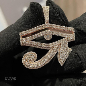 Colgante de Lujo Certificado para Hombre, con Ojo de Horus VVS Moissanite, Plata de Ley 925, Chapado en Oro de 18K, Protección Egipcia, Estilo Hip-Hop - Product Image 1