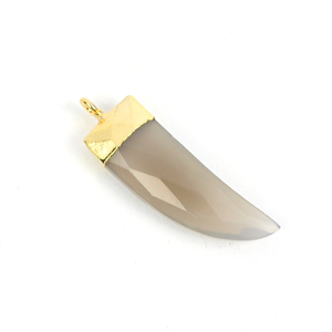 Colgante Plano de Plata con Calcedonia Gris Facetada, en Forma de Colmillo, Diente, Punta y Arcoíris, con Efecto Electrochapado, Unisex, para Fiesta - Product Image 1
