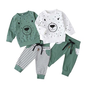 Bộ đồ bé trai hai mảnh thiết kế riêng, áo hoodie, quần dài, chất liệu cotton, phong cách thường ngày, kèm túi - Product Image 1