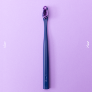 Cepillo de Dientes Coreano Smize Extra Suave con Cerdas de Grafeno Antibacterianas, Tamaño de Viaje, Ergonómico - Product Image 3