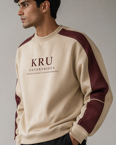เสื้อสเวตเชิ้ตคอกลมสีขาวสำหรับผู้ชาย แบรนด์ KRU ทรงปกติ พิมพ์ลายโลโก้ ดีไซน์ลำลอง สวมใส่สบาย เหมาะสำหรับฤดูหนาว เป็นมิตรต่อสิ่งแวดล้อม ระบายอากาศได้ดี - Product Image 2