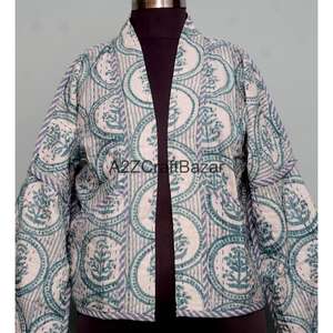 Veste matelassée Kantha indienne vintage faite à la main A2ZCraftBazar, 100% coton respirant et écologique pour femmes et filles - Product Image 2