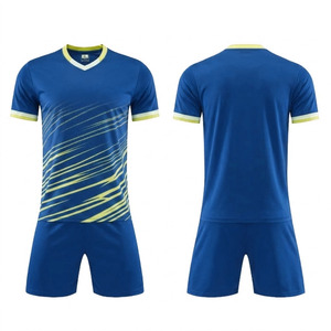 Uniforme Deportivo Verde para Adultos con Diseño Único, Logotipo Personalizado, Nombre, Precio de Fábrica, Fabricante Líder, Uniforme de Fútbol Hecho a Medida, Alta Calidad - Product Image 4