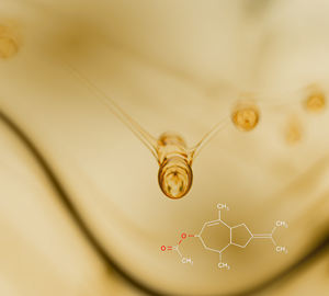 Acétate de vétiveryl (VT-005) Van Aroma - Product Image 1