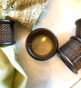 Porte-serviettes élégant en bois pour table à manger rustique, décor de mariage, dîner formel ou configuration de fête - Product Image 3