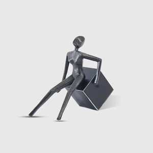 Jaffs Exports JE2177 L 22xW 12xH 22cm Abstract Aluminium <b>Figurative</b> Sculpture Handcrafted Eco-Friendly Modern Minimalist - Product Image 2