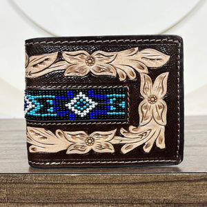 Portefeuille à deux volets en cuir perlé usiné à la main pour hommes Portefeuille à cartes bloquant RFID en cuir de vache - Product Image 4