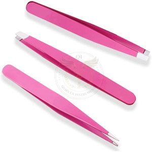 Juego de Pinzas para Cejas de Acero Inoxidable Profesional con Punta Inclinada (3 Piezas) para Depilación de Cejas con Color y Logotipo Personalizables - Product Image 1