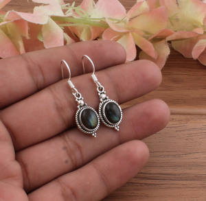 ต่างหูลาบราโดไรต์ธรรมชาติทรงหยดน้ำ เงินแท้ 925 ประดับพลอยสีฟ้า สำหรับผู้หญิง เหมาะสำหรับงานแต่งงานและงานปาร์ตี้ ขายส่ง - Product Image 5