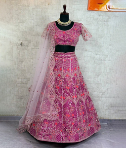 ชุดเลเฮนกาผ้าเน็ตปักลายผีเสื้อสีชมพูแบบอินเดียดั้งเดิม ดีไซน์เนอร์ ขายส่ง ขนาด 3.5 เมตร ทรงบาน พรีเมียม ตัดเย็บสำเร็จ พร้อมใส่สำหรับงานปาร์ตี้ทุกฤดู - Product Image 1