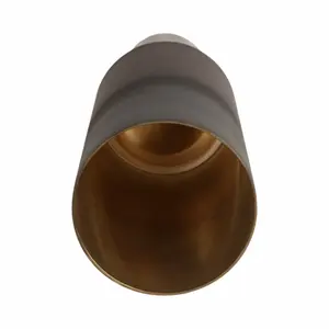 Jarrón de Flores Moderno Costero de Hierro Hecho a Mano de Lujo, Ecológico, para Espacios Interiores Elegantes - Product Image 6