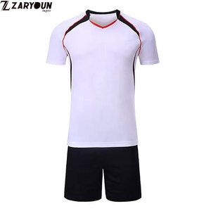 เสื้อฟุตบอลคุณภาพพรีเมียมยอดนิยม เสื้อฟุตบอลที่เป็นที่ต้องการสูง วัสดุที่ดีที่สุด โพลีเอสเตอร์ 100% ชุดฟุตบอล - Product Image 2