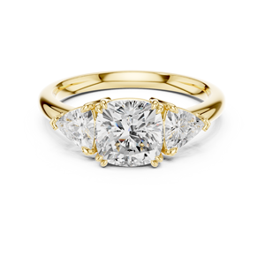 Anillo de Compromiso de Oro Amarillo con Diamante de Corte Ovalado y Tres Piedras, Anillo de Boda Clásico para Mujer - Product Image 2