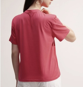 T-shirt femme en tissu premium, manches courtes, coupe slim, crop top pour adolescentes et femmes, haute qualité, basique mais au look élégant. - Product Image 5