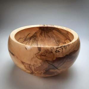 Tazón de madera tallado tradicional multiusos, tazón grande de madera para servir ensalada, fruta, pan y para regalar. - Product Image 2