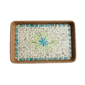 Plateau de service en rotin fait main en gros avec décorations en nacre, plateau de table basse ottoman pour la décoration de la maison et des hôtels - Product Image 1