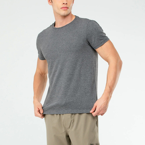 Camiseta cómoda para hombre, colección de verano, ropa informal, diseño de manga corta con cuello redondo - Product Image 1