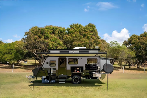 Caravane de voyage 4x4, camping-car, remorque de voyage, maison mobile avec cuisine, salle de bain, espace pour la famille - Product Image 5