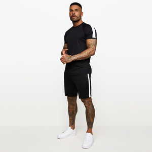 Ensembles d'été pour hommes, ensemble 2 pièces uni, respirant, 100% coton, grande taille, t-shirt à manches courtes et short, ensembles d'été pour hommes - Product Image 1