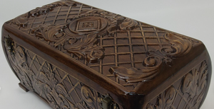Kleine Walnuss-Schmuckschatulle in Dunkelbraun, geschnitzte Holzbox, Premium Massivholz Dekorative Box im Vintage-Design, Schatztruhe - Product Image 4