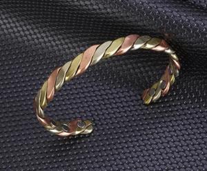 Bracelets unisexes en cuivre et laiton, faits à la main, bijoux tendance en alliage, cadeau, accessoires de mode contemporains, vente en gros - Product Image 2