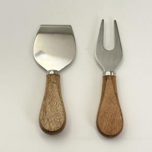 Ensemble professionnel de 2 couteaux à fromage avec manche en bois, kit trancheur et fourchette en acier inoxydable pour plateau de charcuterie - Product Image 1