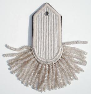 แผ่นรองไหล่ปักลายทำมือทันสมัยสำหรับใช้ในยาม - Product Image 1