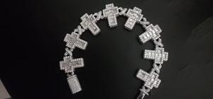 สร้อยข้อมือเงินแท้ 925 สไตล์ฮิปฮอป รูปทรงกากบาท ประดับด้วยมอยส์ซาไนต์ทรงบาแก็ตต์ ดีไซน์หรูหรา เหมาะเป็นของขวัญงานแต่งงานและงานปาร์ตี้สำหรับเธอ - Product Image 4