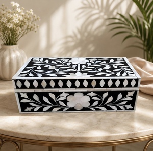 Boîte de rangement pour bijoux en marbre floral avec incrustations en os et couvercle, pour commode, coiffeuse ou table. - Product Image 2