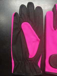 ถุงมือขี่ม้าเด็กคุณภาพสูง สำหรับเด็กอายุ 10 ถึง 12 ปี  ด้านหน้าทำจากผ้า Amara (ไนลอนผสมขนแกะ) ด้านหลังแบบยืดได้ 4 ทิศทาง - Product Image 2